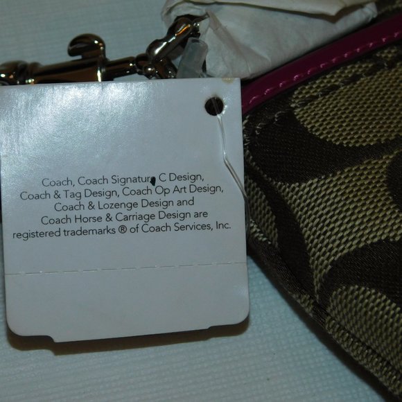 Coach Park Signature Style Medium Wristlet NWT - Picture 6 of 9